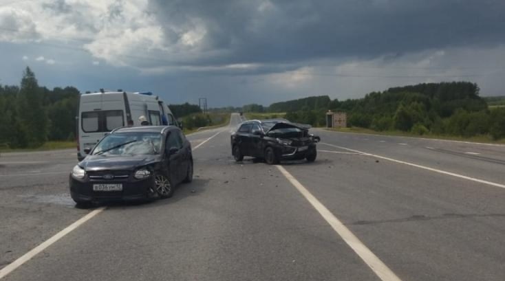 На 65 км Сернурского тракта в ДТП пострадали двое людей