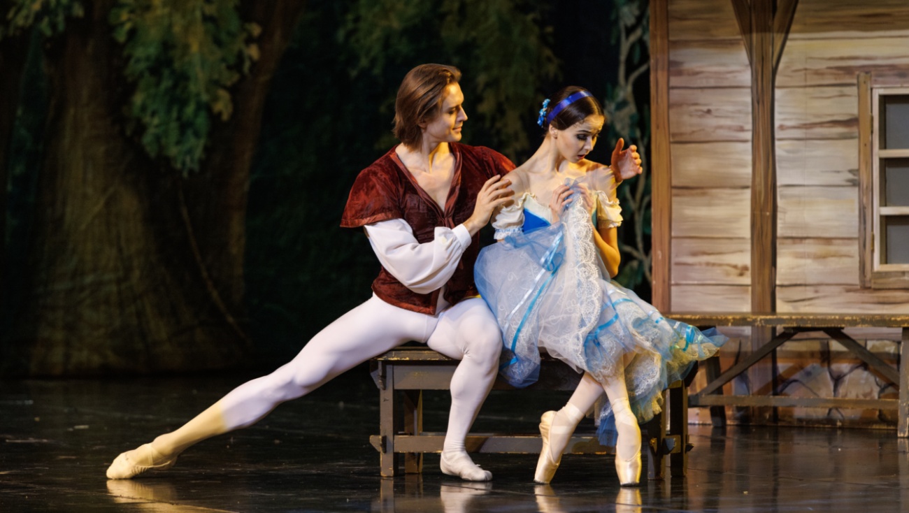 Звёзды балета Большого театра и Мариинки выступили в Йошкар-Оле