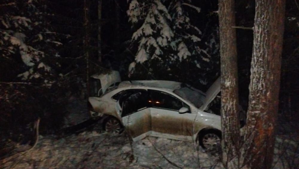 На Казанском тракте автоледи перевернулась в кювет на иномарке