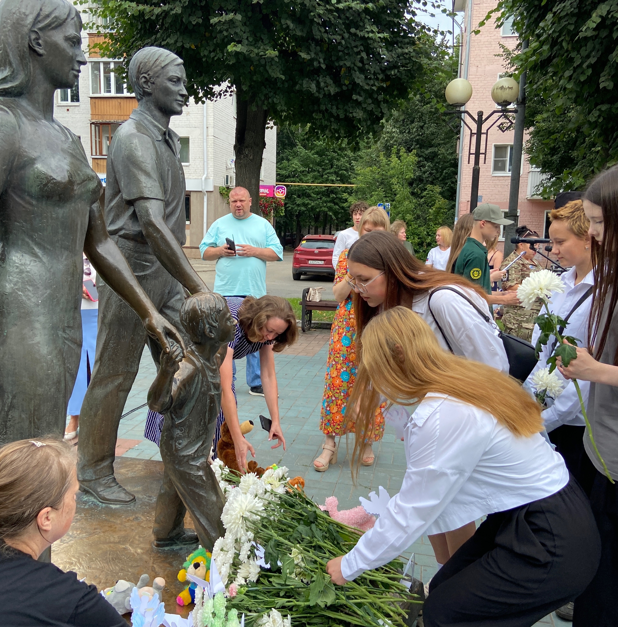 В Йошкар-Оле почтили память погибших детей Донбасса