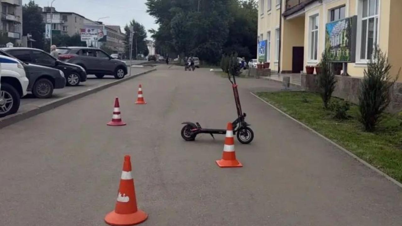В Волжске 12-летний подросток на электросамокате сбил ребёнка