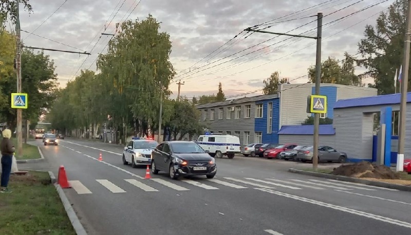 В Йошкар-Оле водитель Hyundai сбил девушку-пешехода