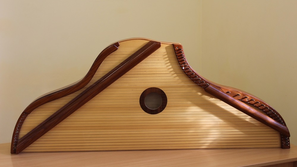 Ряд национальных брендов Марий Эл продолжили марийские гусли