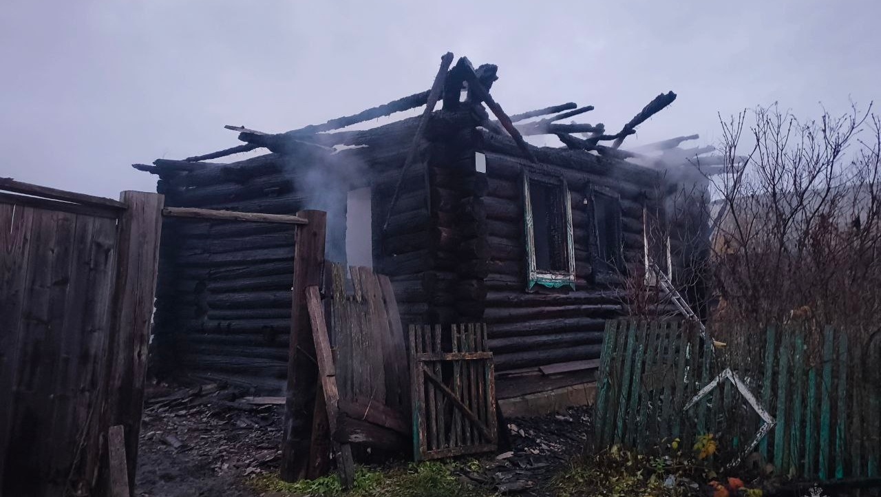Глубокой ночью пожар в Советском районе унёс жизнь 60-летнего мужчины