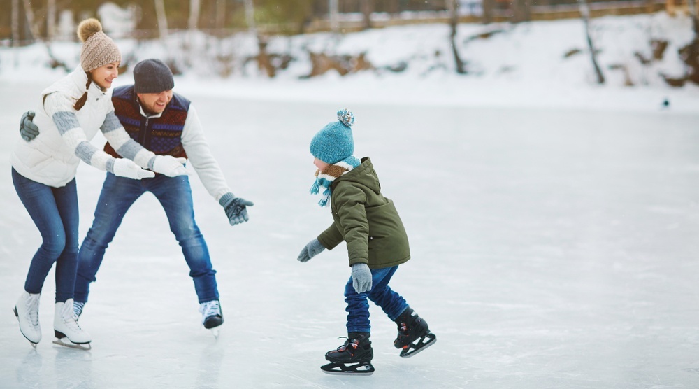 Главный каток Йошкар-Олы бесплатно посетили около тысячи детей