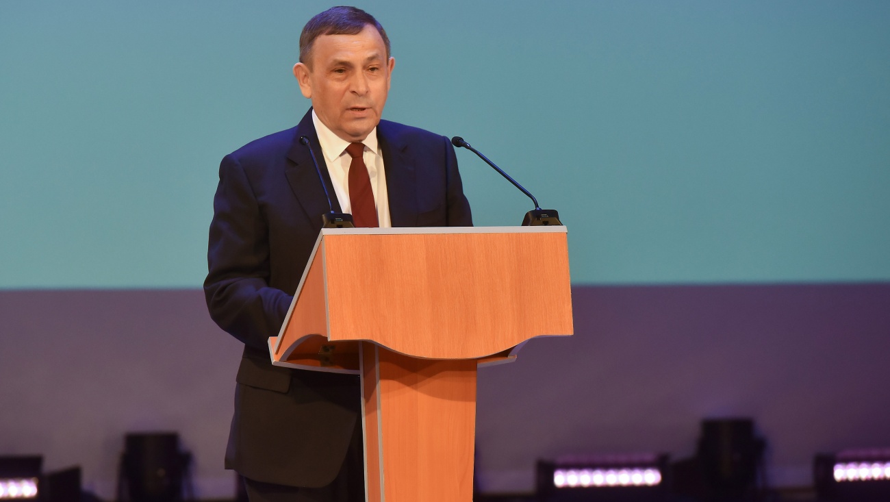 Александр Евстифеев поздравил работников культуры республики с профессиональным праздником