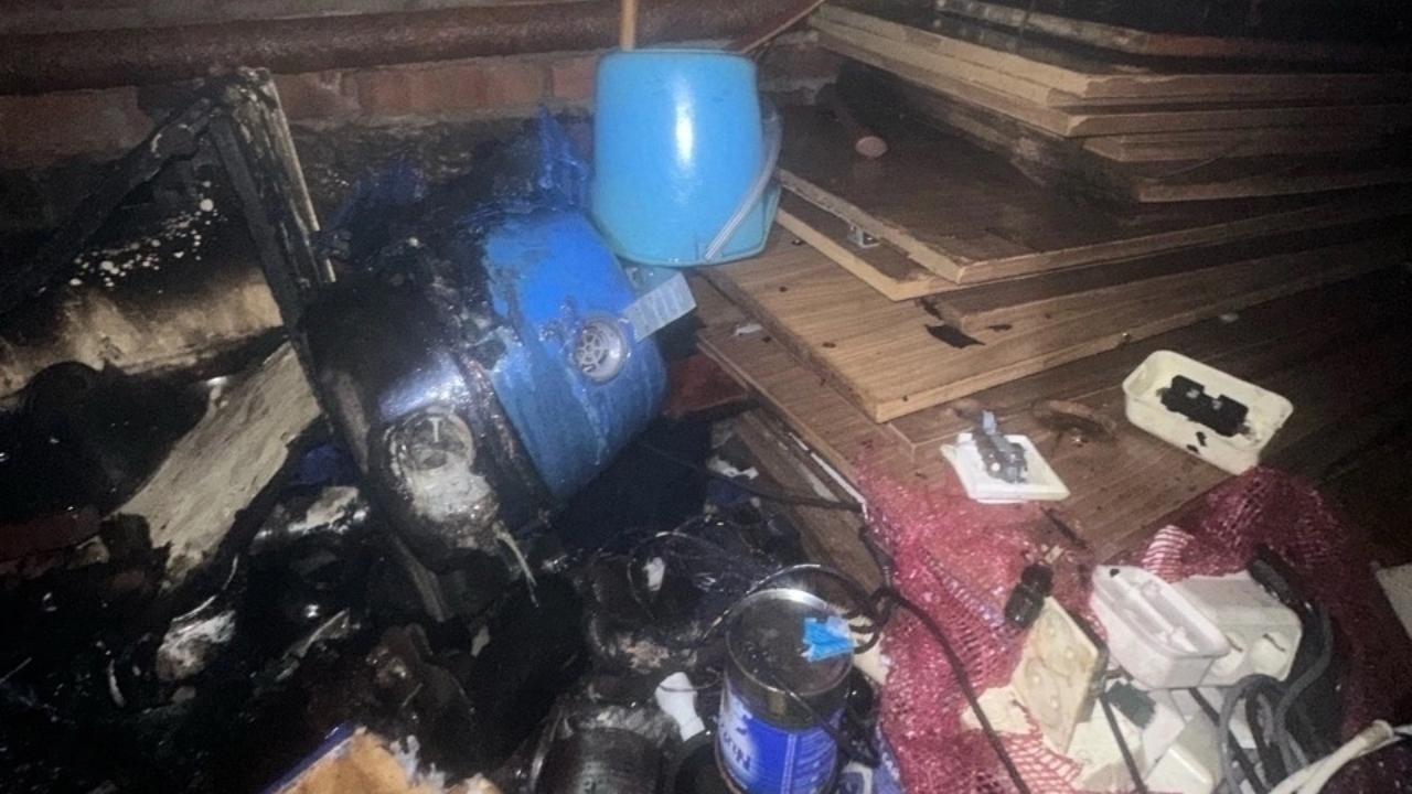 В Йошкар-Оле из-за пожара в подполье на улицу вывели девять человек