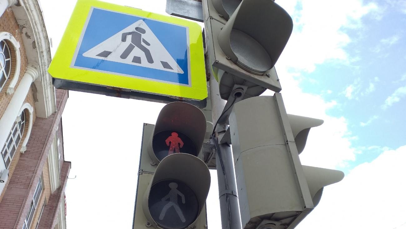 На перекрёстке улиц Машиностроителей-Чернякова появится светофор