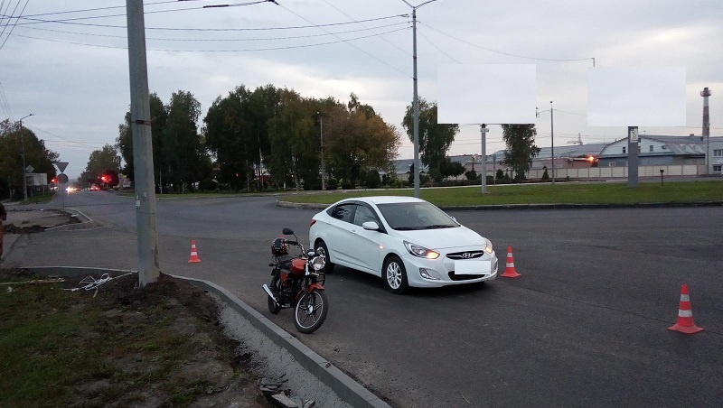 В Йошкар-Оле автоледи столкнулась с мопедом