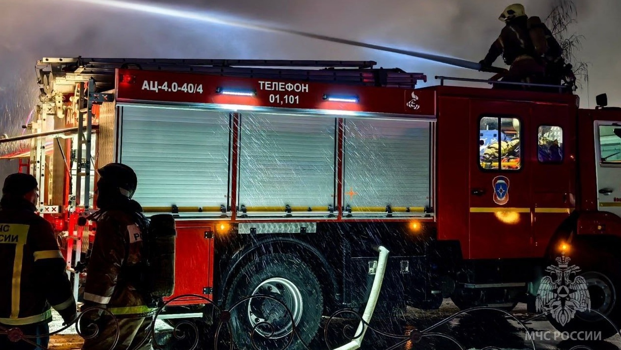 В Волжске огонь спалил имущество квартиры