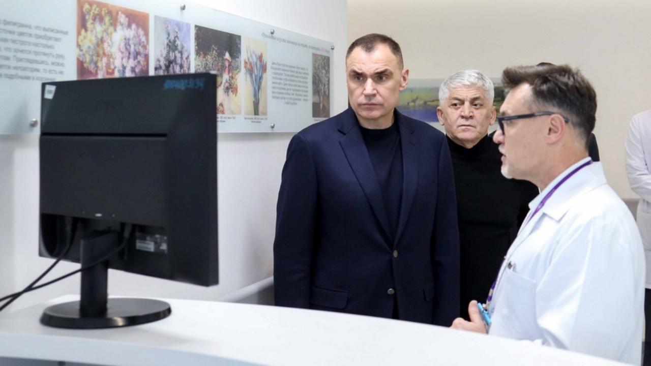 Юрий Зайцев посетил ФНКЦРиО в Димитровграде