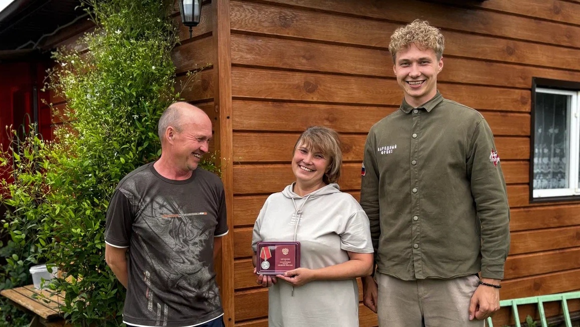 Марийский боец «Джексон» посвятил медаль Суворова своим родителям