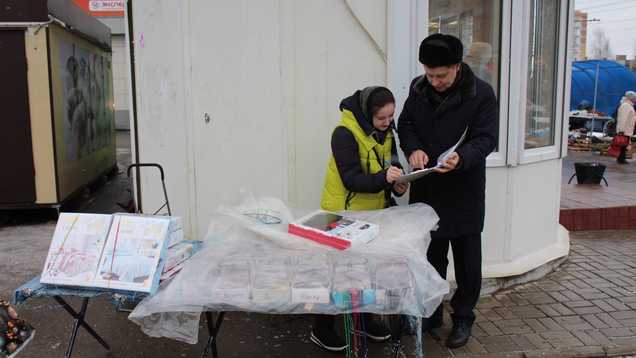 В отношении незаконных торговцев составили 17 протоколов