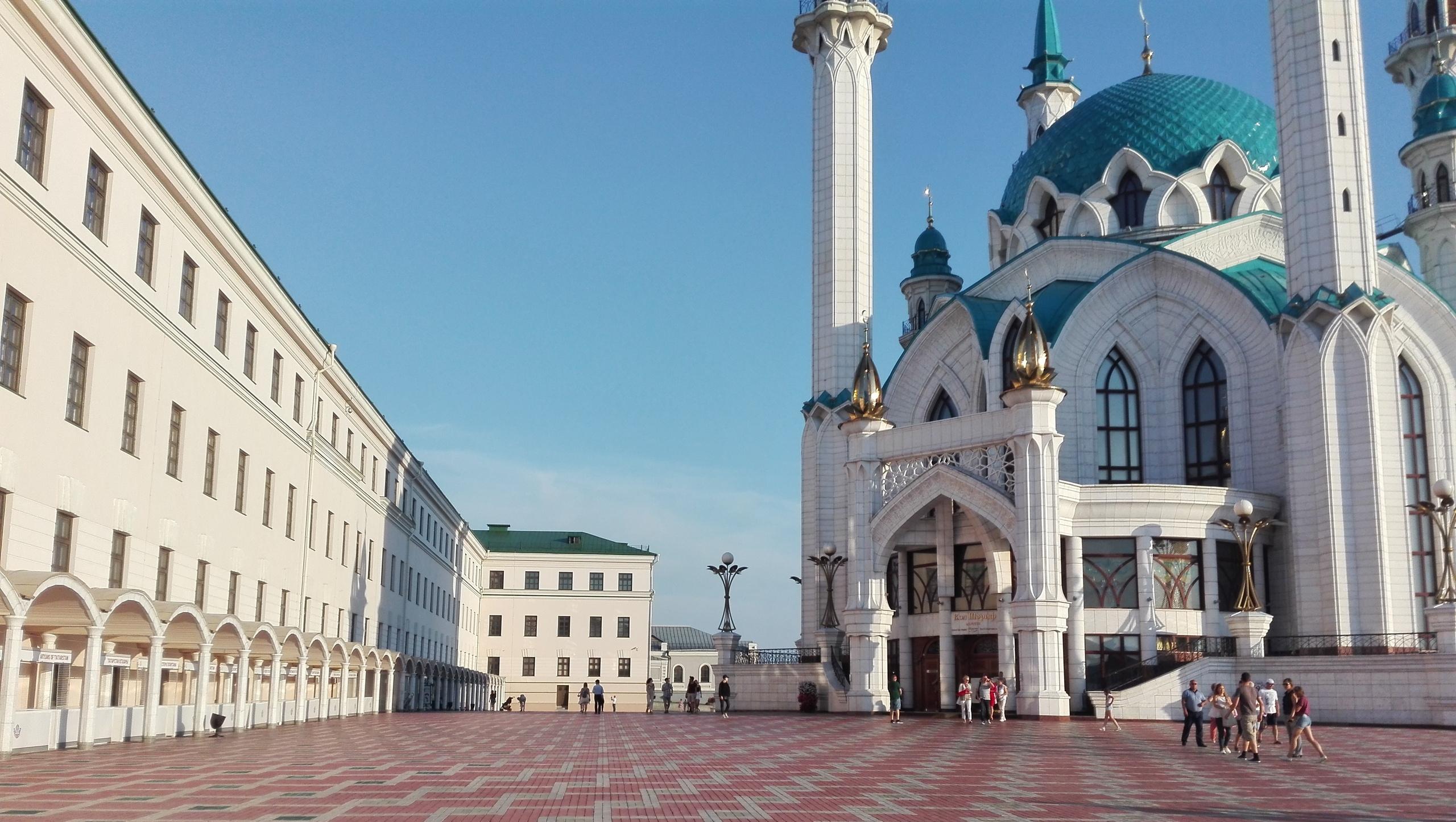 ВТБ и OneTwoTrip узнали, куда россияне поедут на майские праздники