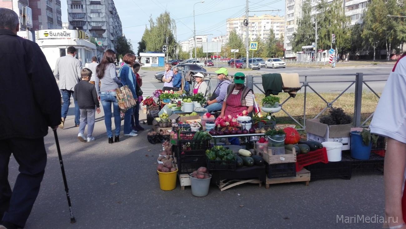 Чем опасны продукты, купленные с рук