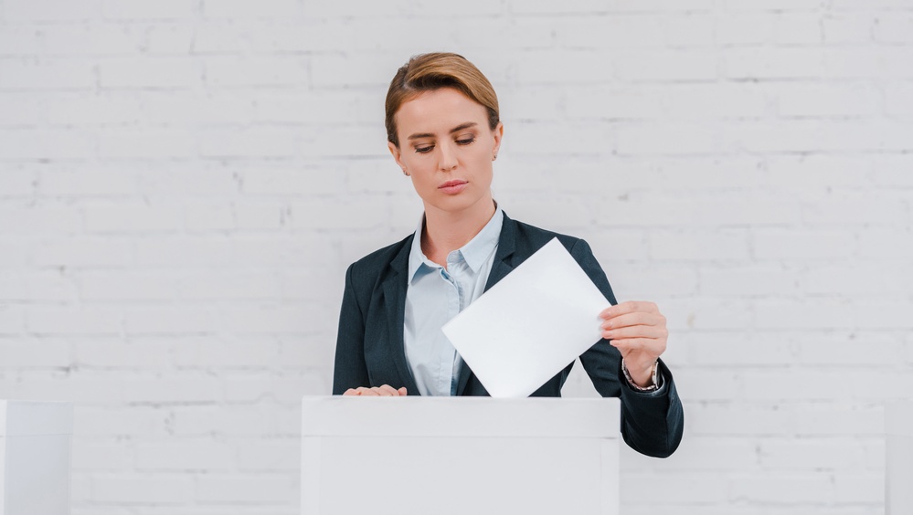 Выборы президента России могут пройти 17 марта