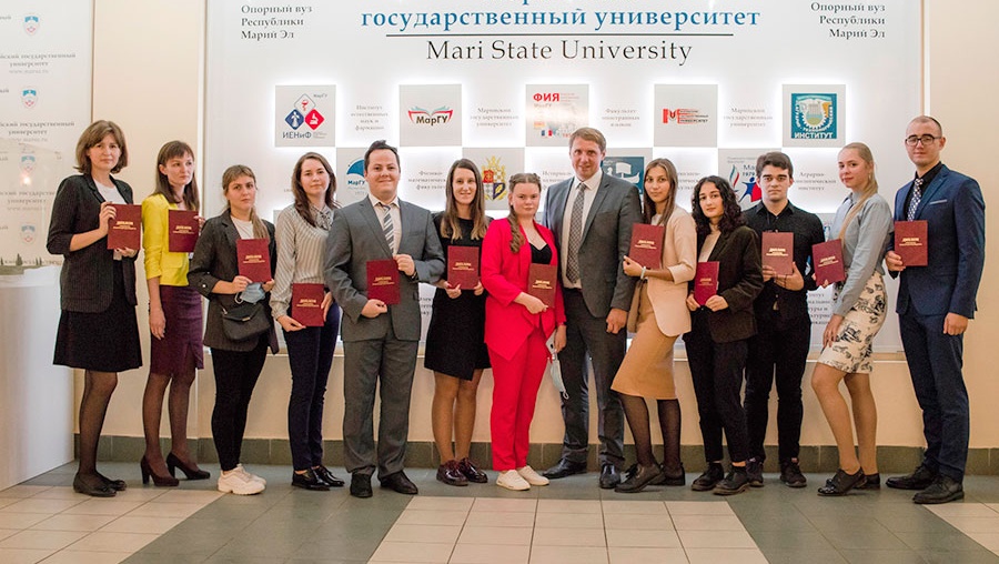 Стипендиатам Главы Республики Марий Эл вручили дипломы