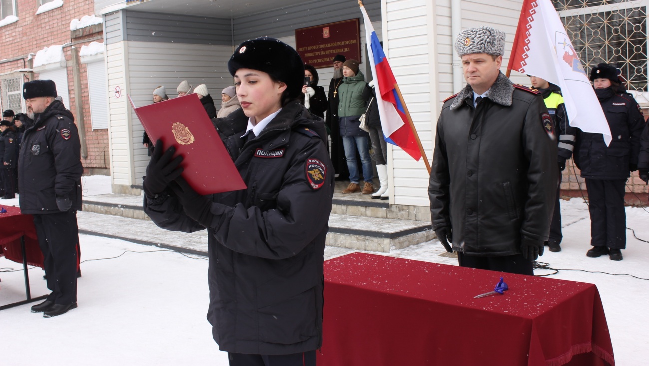 Андрей Вырвич поздравил молодых коллег с окончанием ЦПП