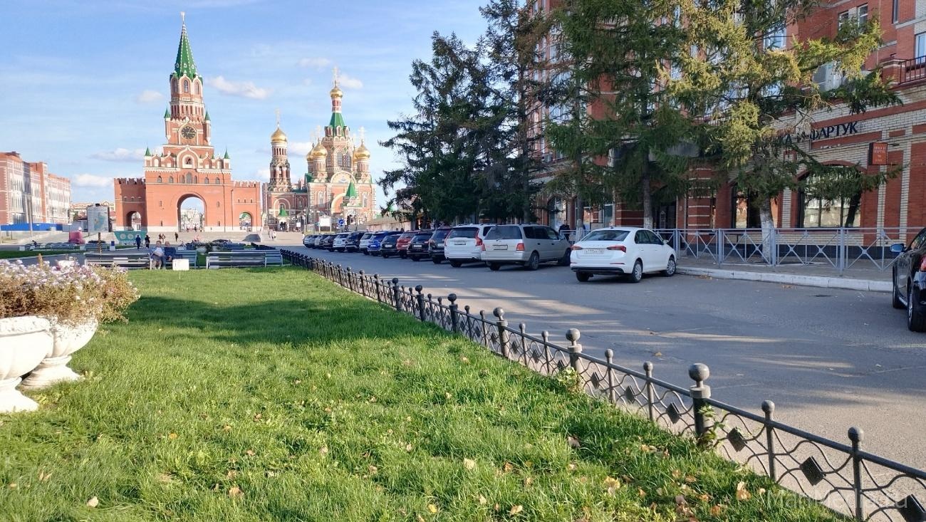 В Йошкар-Оле за счёт газона расширят проезжую часть на бульваре Чавайна