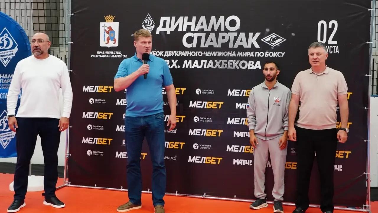 Эдмонд Худоян и Александр Поветкин встретились с юными боксёрами Йошкар-Олы