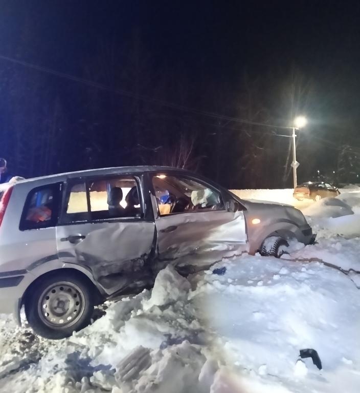 В посёлке Советский 20-летний водитель без прав угодил в ДТП