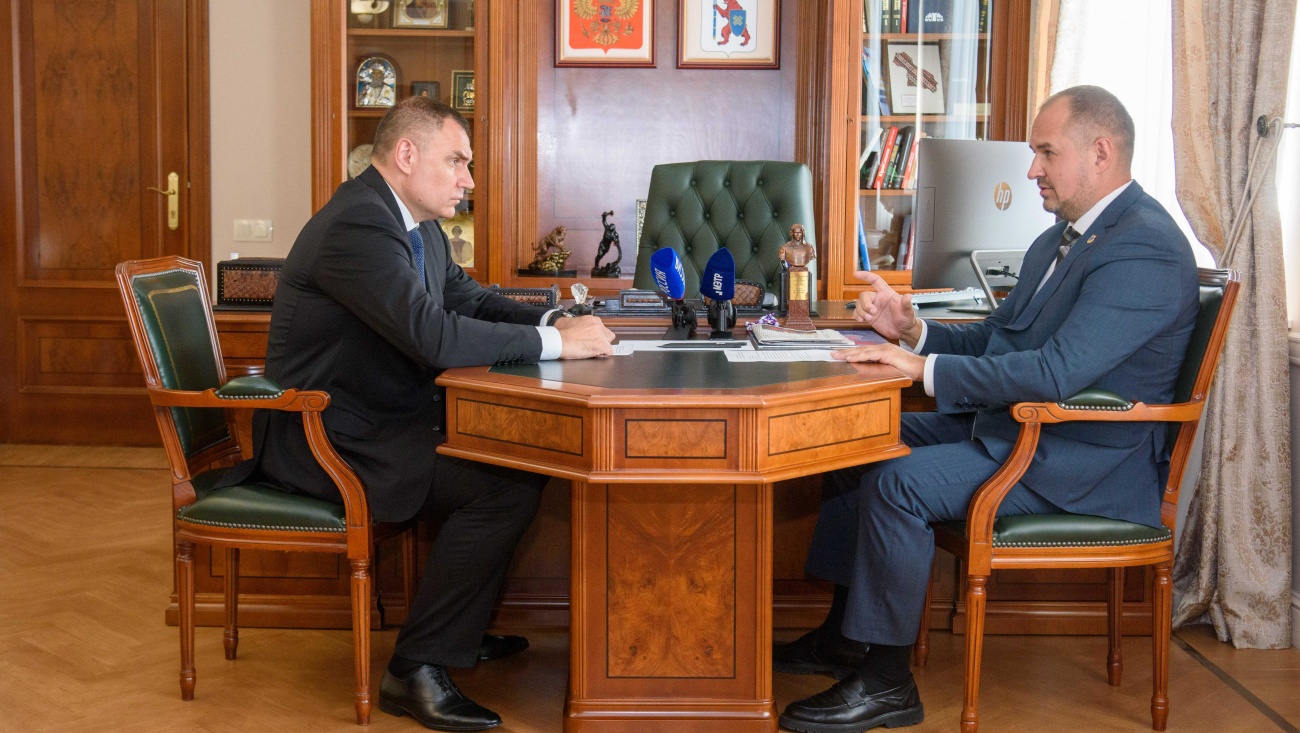 В региональный филиал «Защитники Отечества» обратились 400 человек