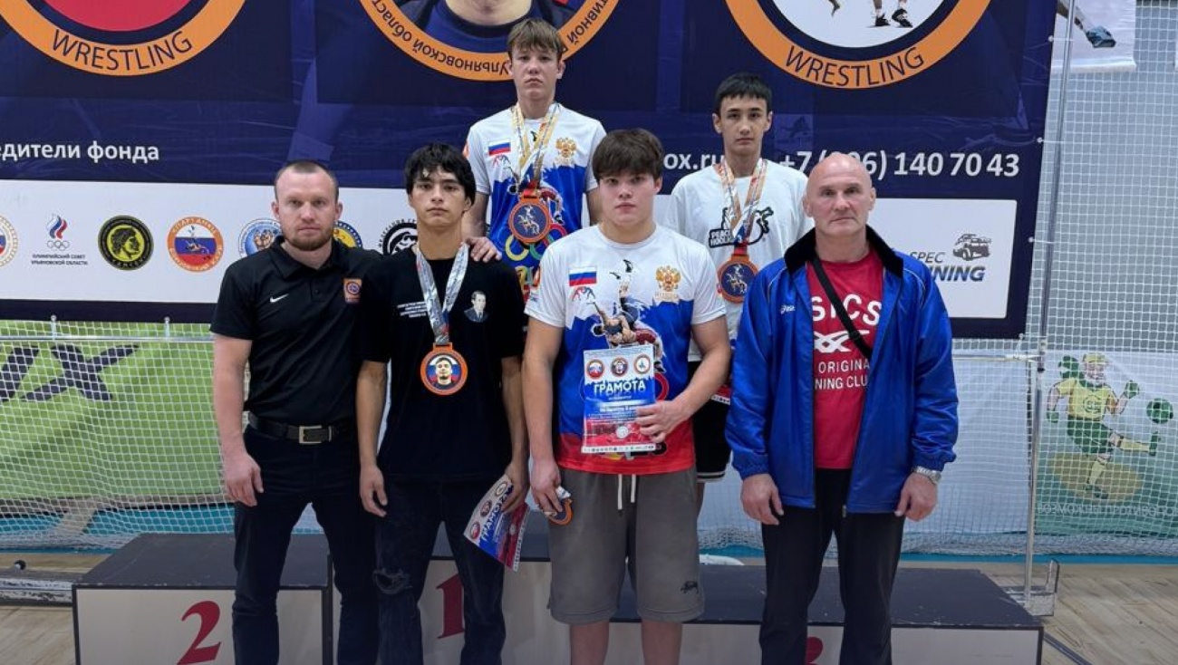 Борцы из Марий Эл привезли медали разных достоинств со Всероссийского турнира