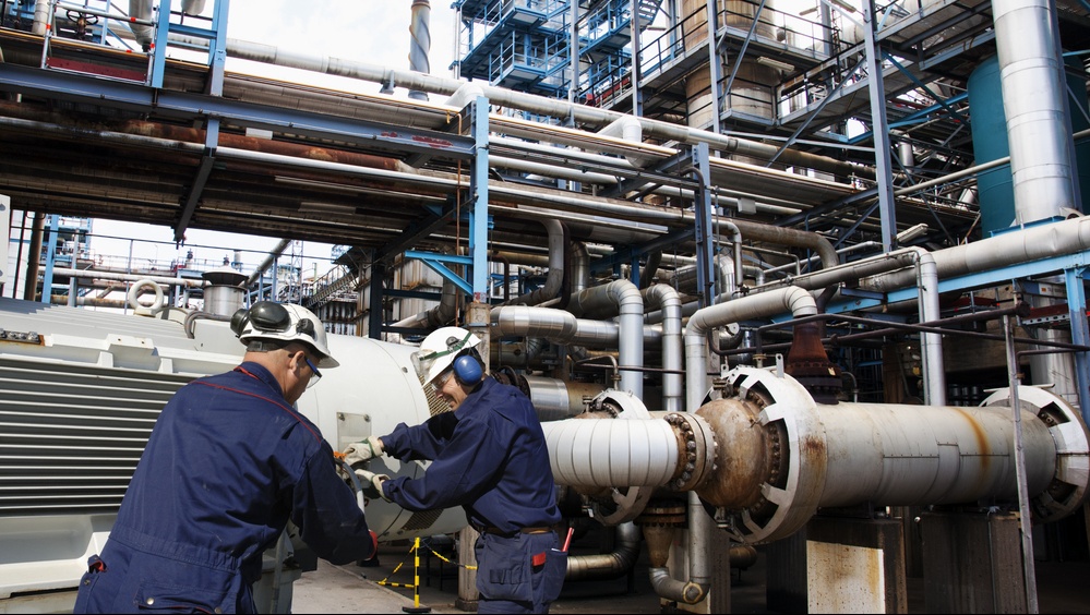 ВТБ прогнозирует рост добычи нефти и расширение экспорта газа в Азию