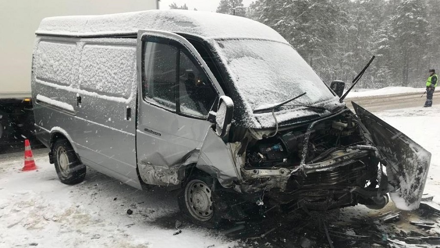 В Марий Эл в ДТП погибло три человека, три человека находятся в больнице