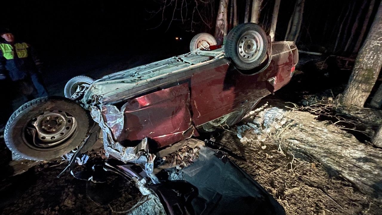 В Моркинском районе молодой человек, управляя автомобилем «ВАЗ-2110», съехал в кювет