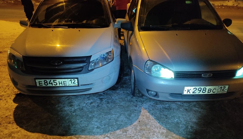 В Йошкар-Оле ищут свидетелей столкновения «Гранты» и «Калины»