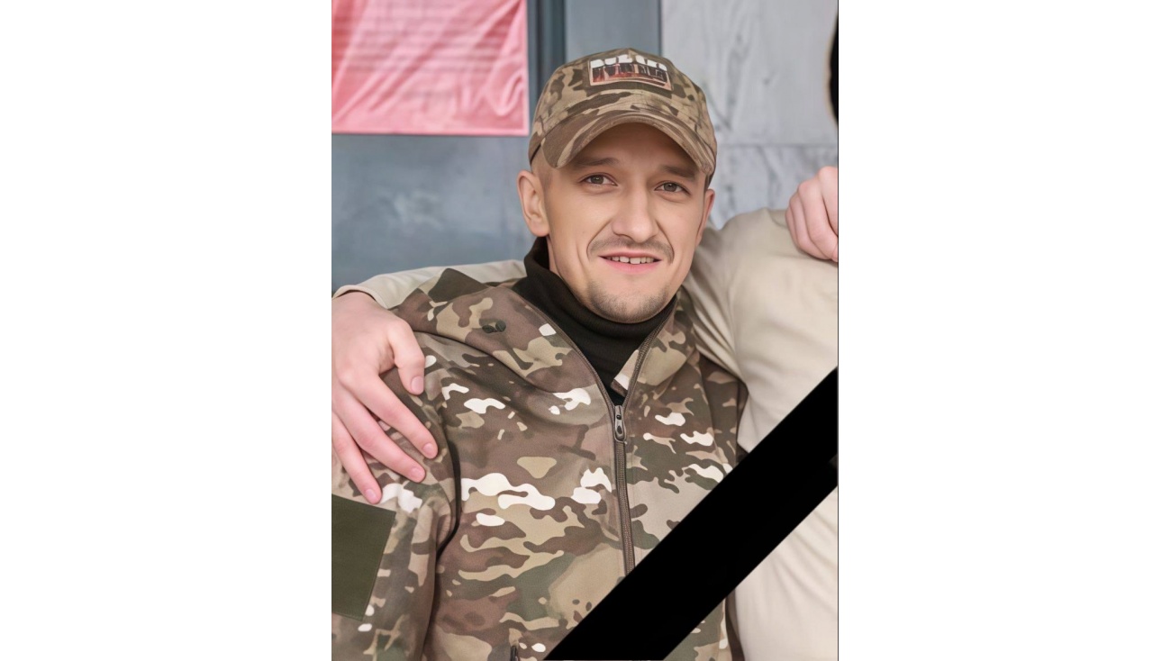 В Оршанском районе простились с младшим сержантом Эдуардом Ореховым