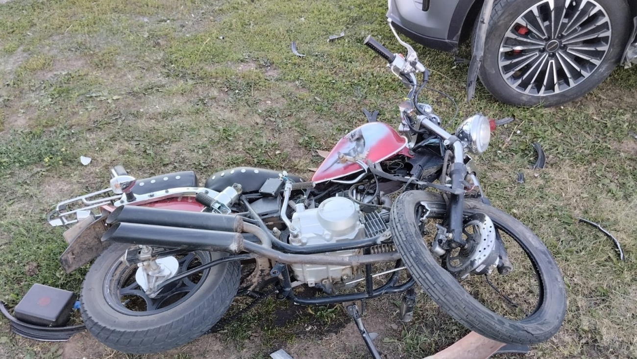 В Советском районе в ДТП пострадал несовершеннолетний пассажир мопеда