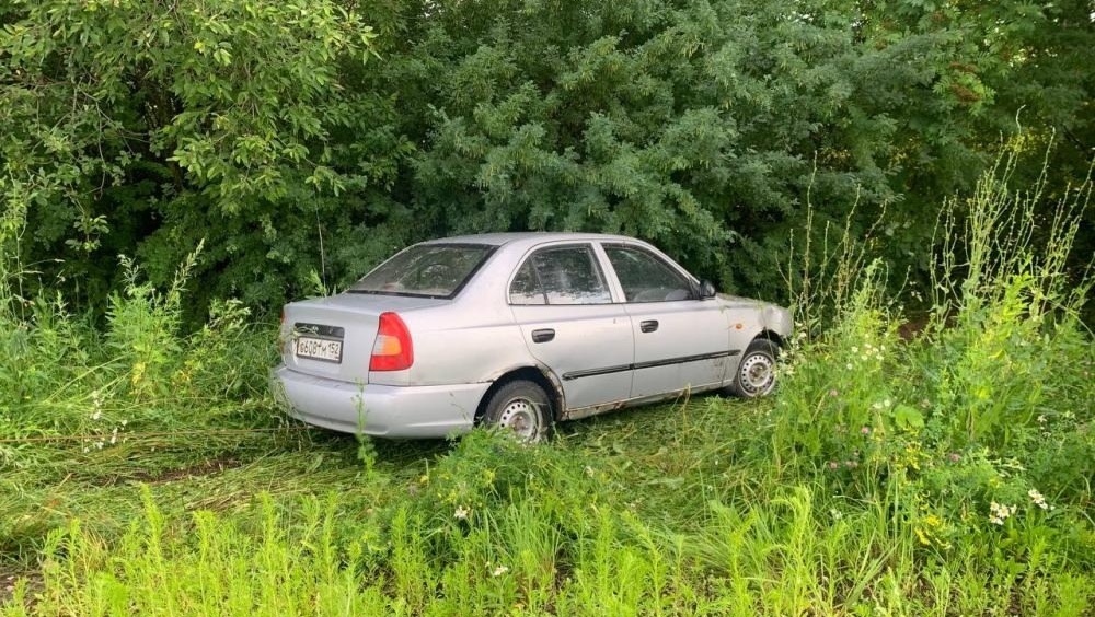 Водитель Hyundai спровоцировал ДТП, в котором пострадали двое детей