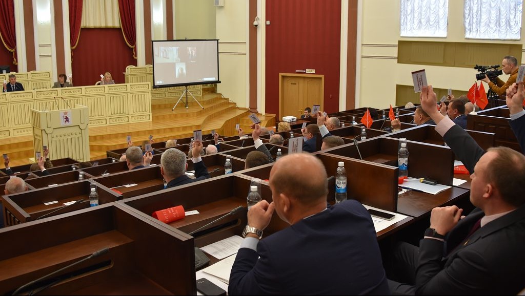 Депутаты рассмотрят дополнительные меры поддержки молодых педагогов в Марий Эл