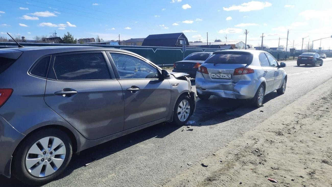 В массовом ДТП на трассе «Йошкар-Ола – Уржум» пострадала 11-летняя девочка