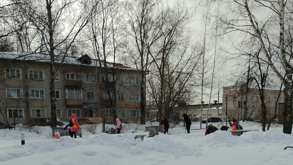 В Йошкар-Оле расчищают любимые места прогулок горожан