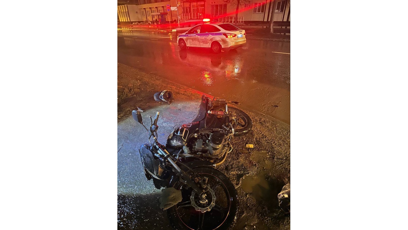 В Йошкар-Оле в ДТП пострадали 17-летние водитель и пассажир мотоцикла