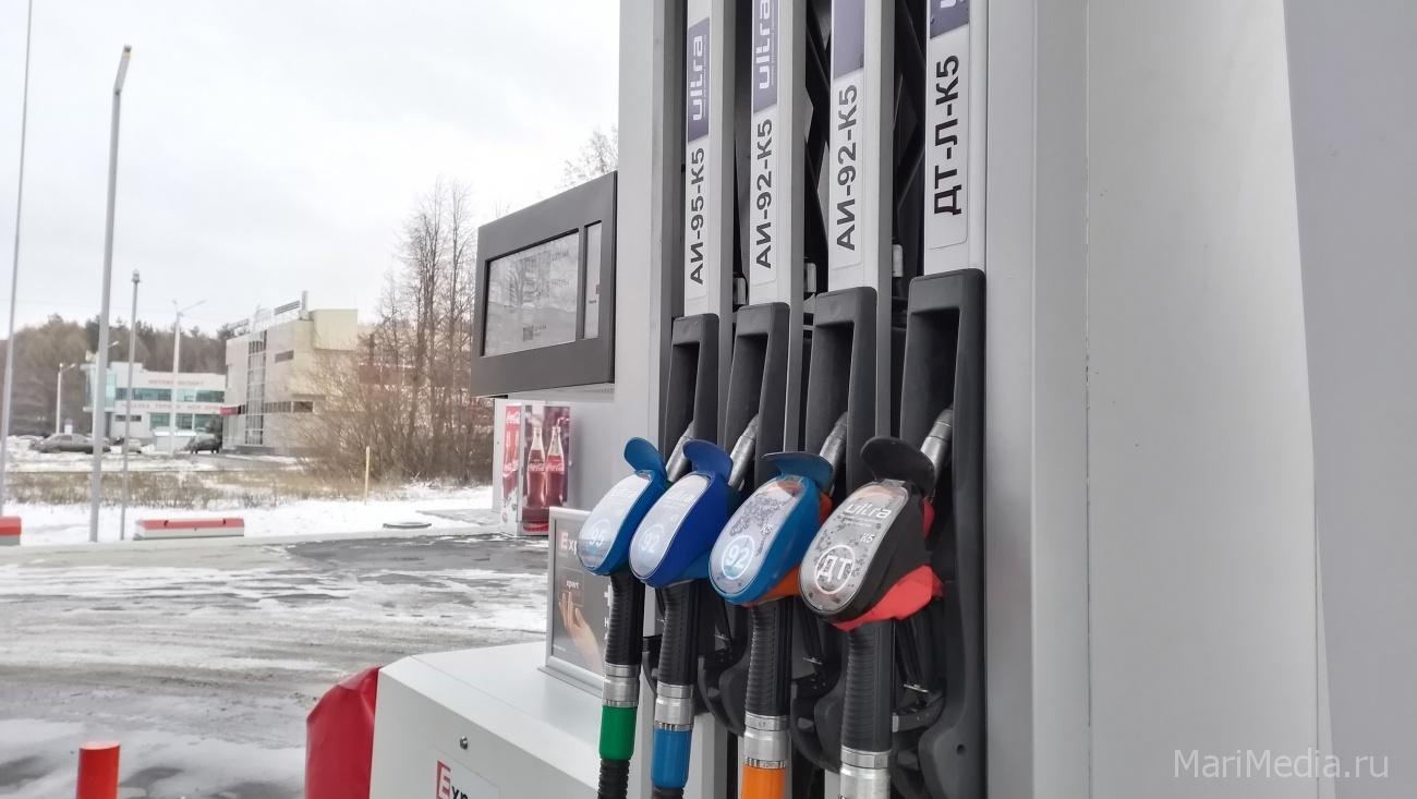 В Марий Эл дизельное топливо подорожало, бензин — упал в цене