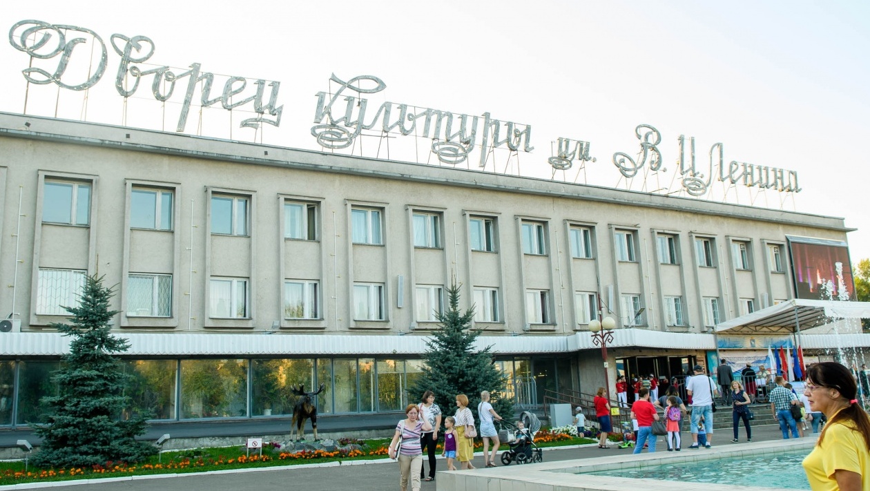 В списке предложений на благоустройство в Йошкар-Оле выдвинута зона отдыха перед ДК Ленина