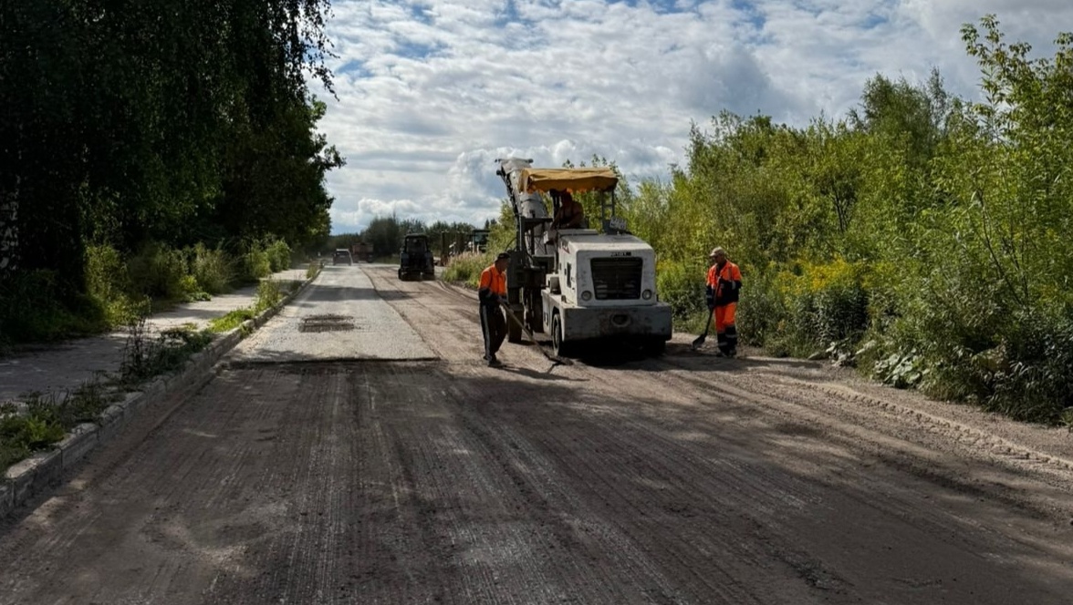 На улицах Йошкар-Олы уложили более 35 тысяч кв. метров свежего асфальтобетона