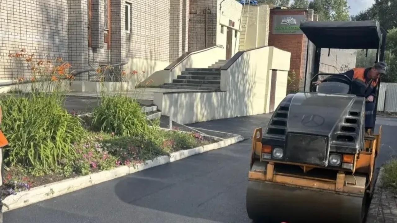 В Йошкар-Оле обновляют территории библиотек
