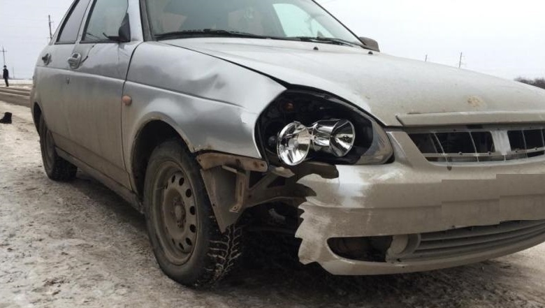 В Волжском районе столкнулись три машины, пострадала 8-летняя пассажирка