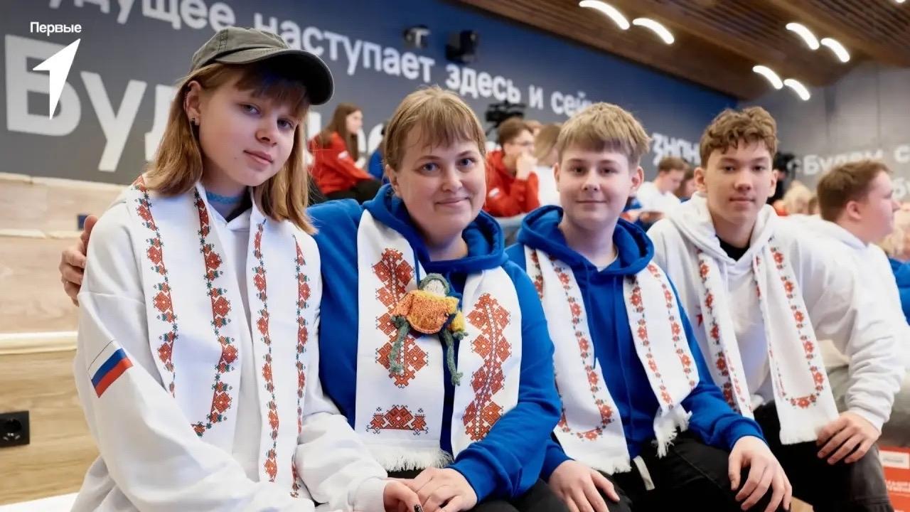 Команда школьников Марий Эл побывала на большом чаепитии «Большой перемены»