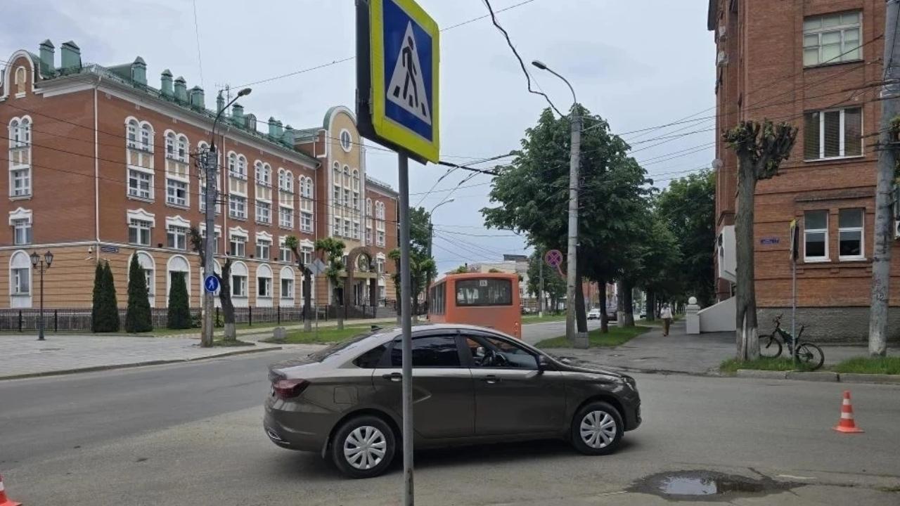 На пешеходном переходе в Йошкар-Оле водитель «Лады» наехал на ребёнка