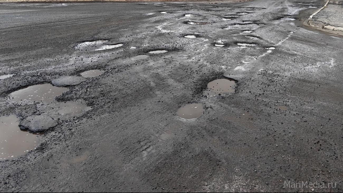 Народный фронт указал на необходимость ремонта дорог в Йошкар-Оле