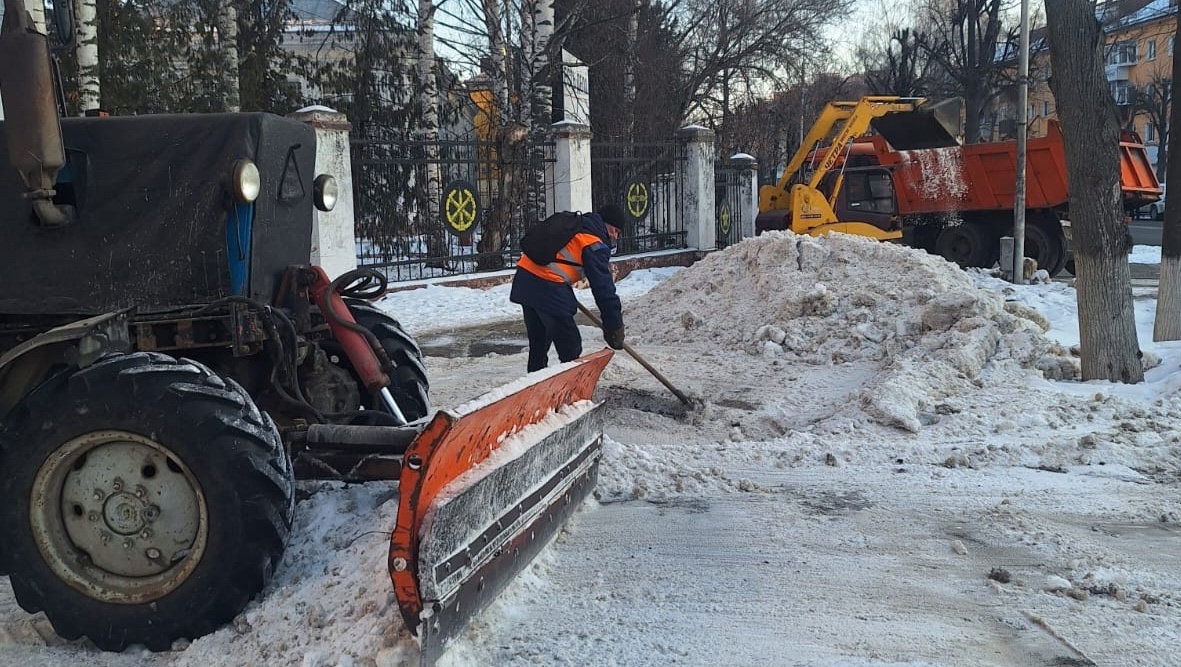 За весь сезон с улиц Йошкар-Олы вывезли около 95 тысяч кубов снега
