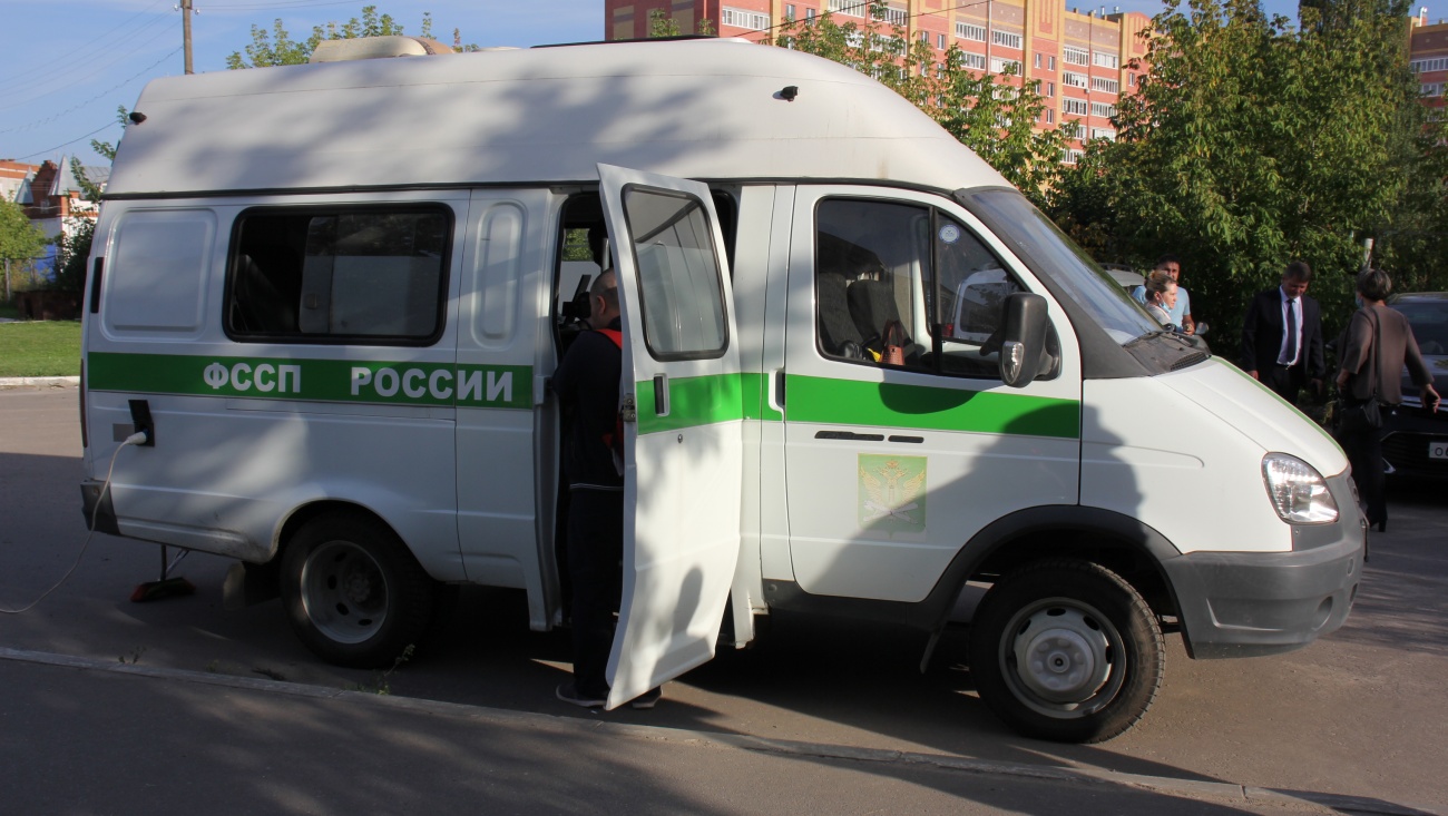 В Йошкар-Оле судебные приставы арестовали 10 автомобилей