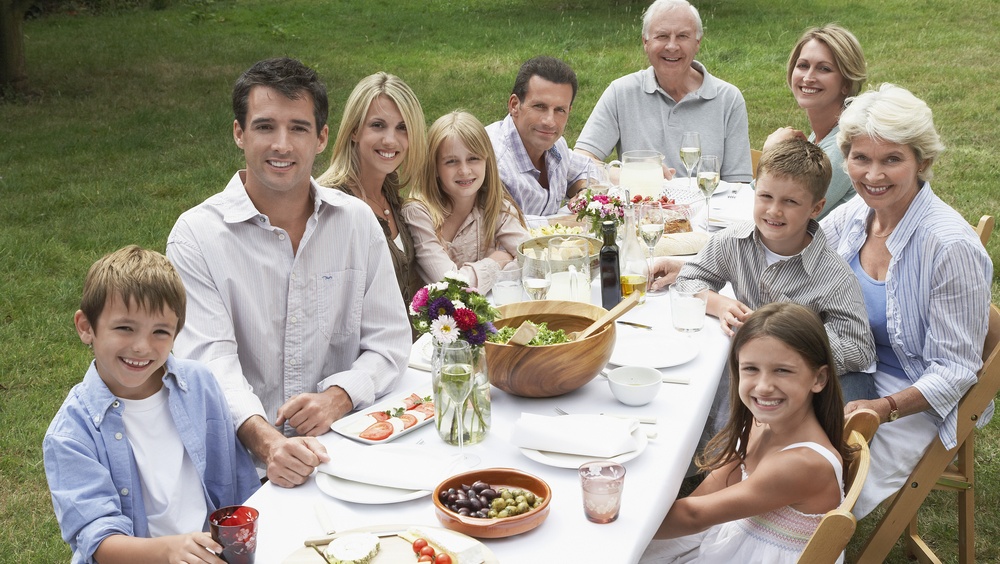 Удостоверение многодетной семьи можно будет получить в органах соцзащиты