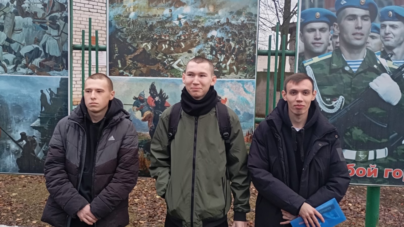 Жители Советского района пополнят ряды новобранцев